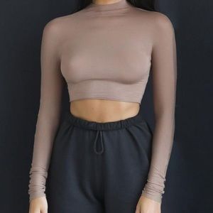 Long sleeve crop top - Never worn!
